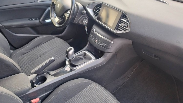 Peugeot 308 SW 1.6 HDI STYLE