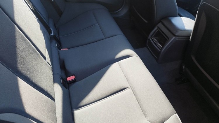 BMW S&eacute;rie 3 - 318 2.0 D TOURING AUTO