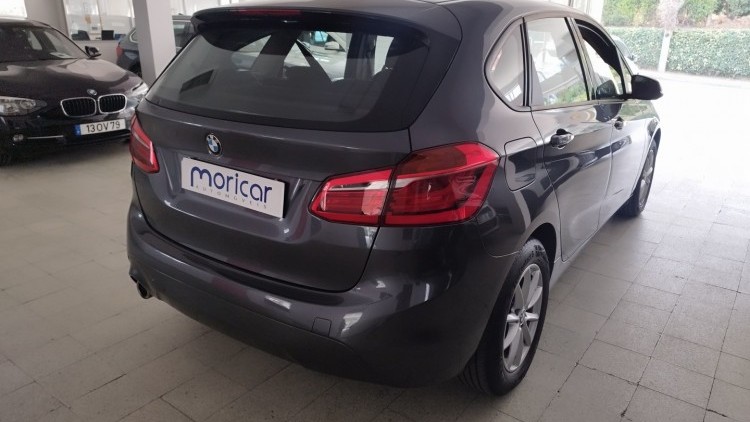 BMW S&eacute;rie 2 - 216 1.6 D