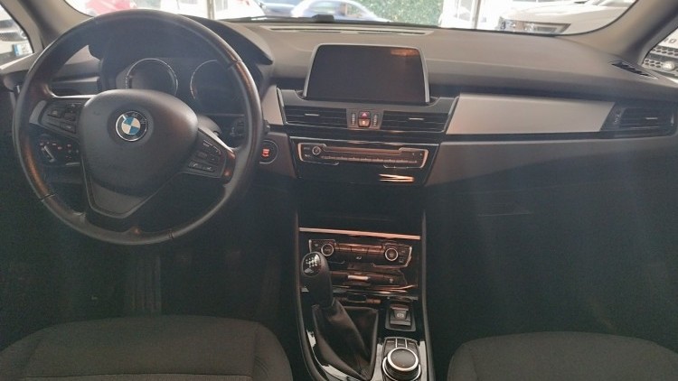 BMW S&eacute;rie 2 - 216 1.6 D