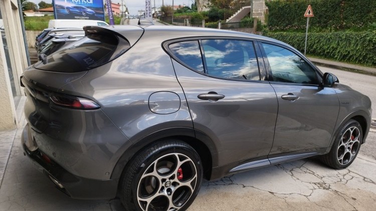 Alfa Romeo Tonale 1.3 HYBRID Q4 VELOCE