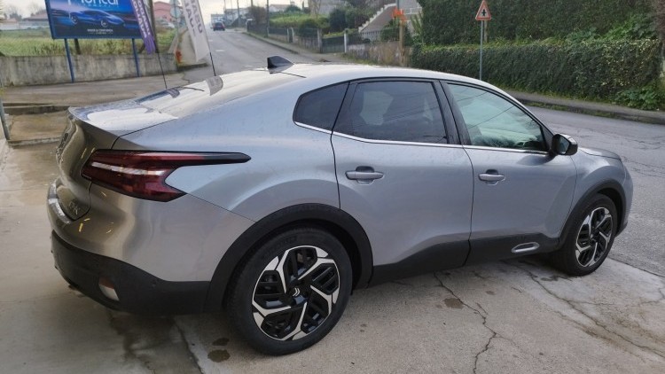 Citro&euml;n C4 X 1.2 PURETECH MAX (AUTO)