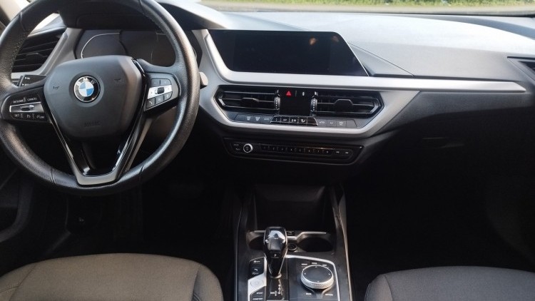 BMW S&eacute;rie 1 - 116 D CORPORATE AUTO