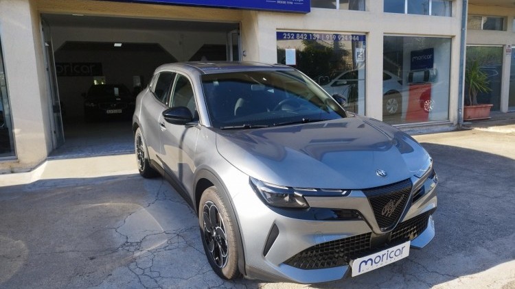 Alfa Romeo alfa junior eletrica ELETTRICA