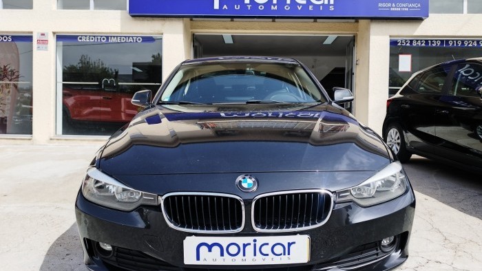 BMW S&eacute;rie 3 - 320 2.0 D AUTO