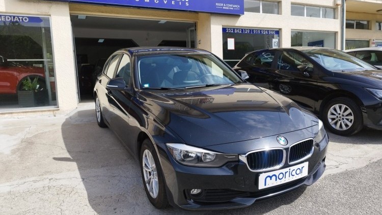 BMW S&eacute;rie 3 - 320 2.0 D AUTO