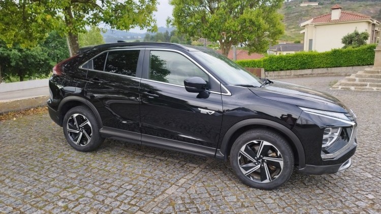 Mitsubishi Eclipse CROSS 2.4 PHEV 4WD AUTO