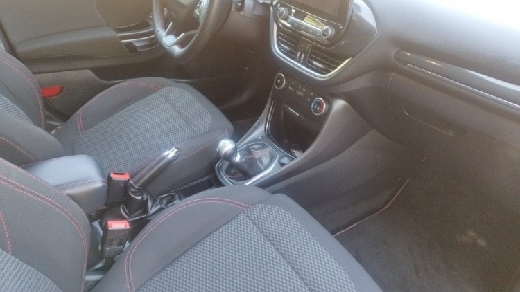 Ford Puma 1.0 ST-LINE X VIVID RUBY