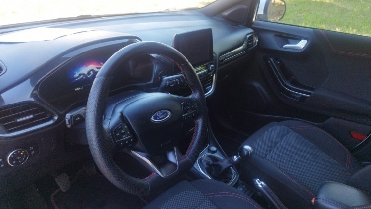 Ford Puma 1.0 ST-LINE X VIVID RUBY